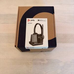 Poly Savi 8220 Office Wireless DECT Headset System
